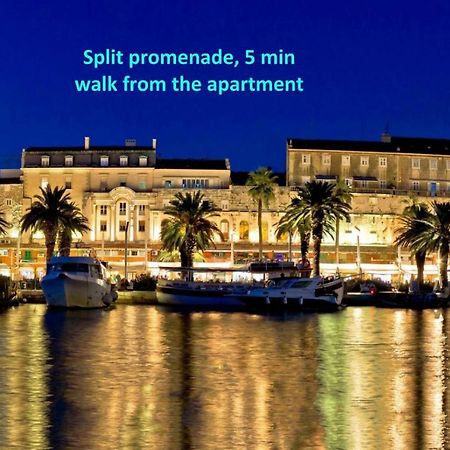 Chic Apartment In Center Split Ngoại thất bức ảnh