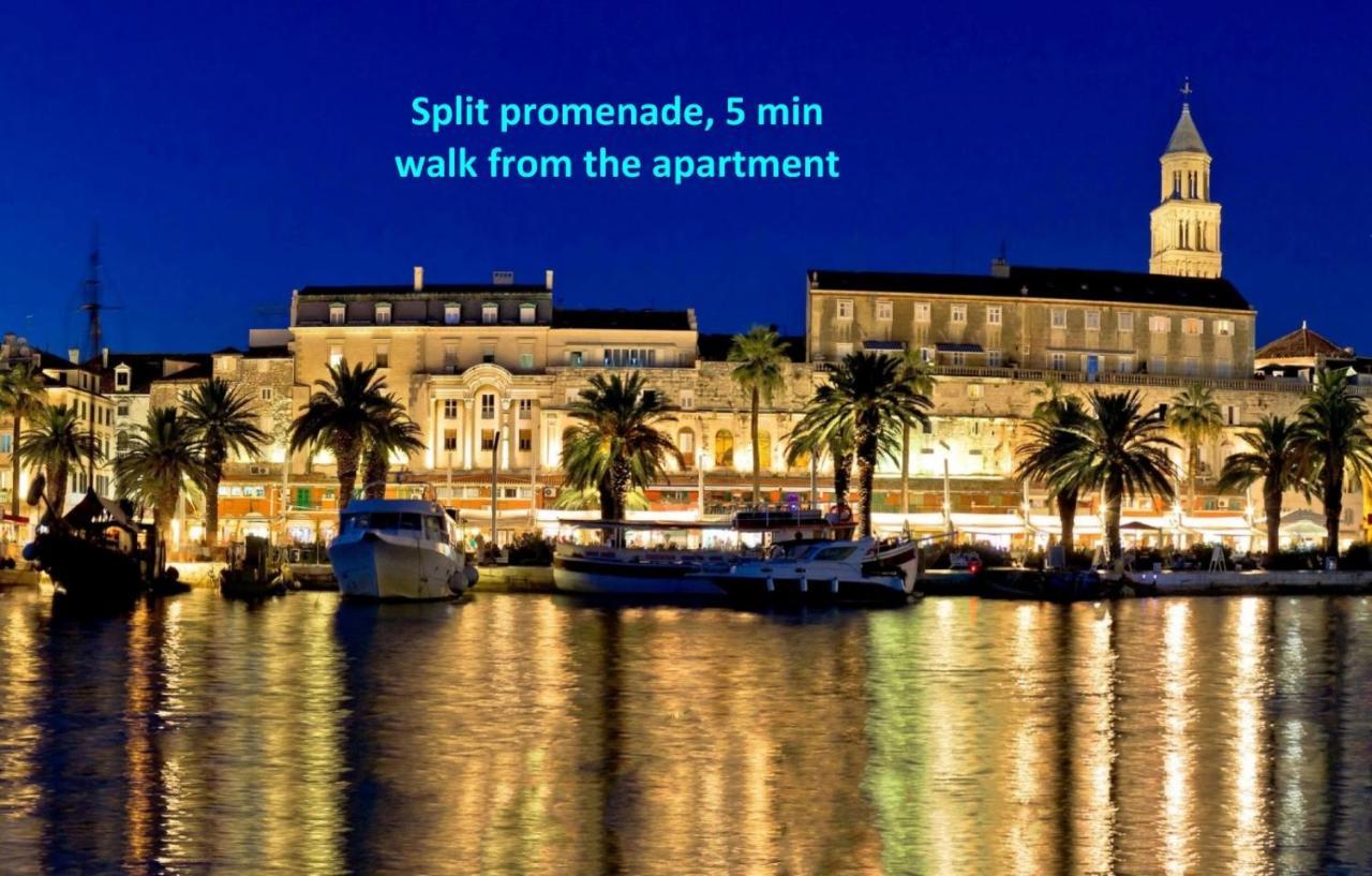 Chic Apartment In Center Split Ngoại thất bức ảnh